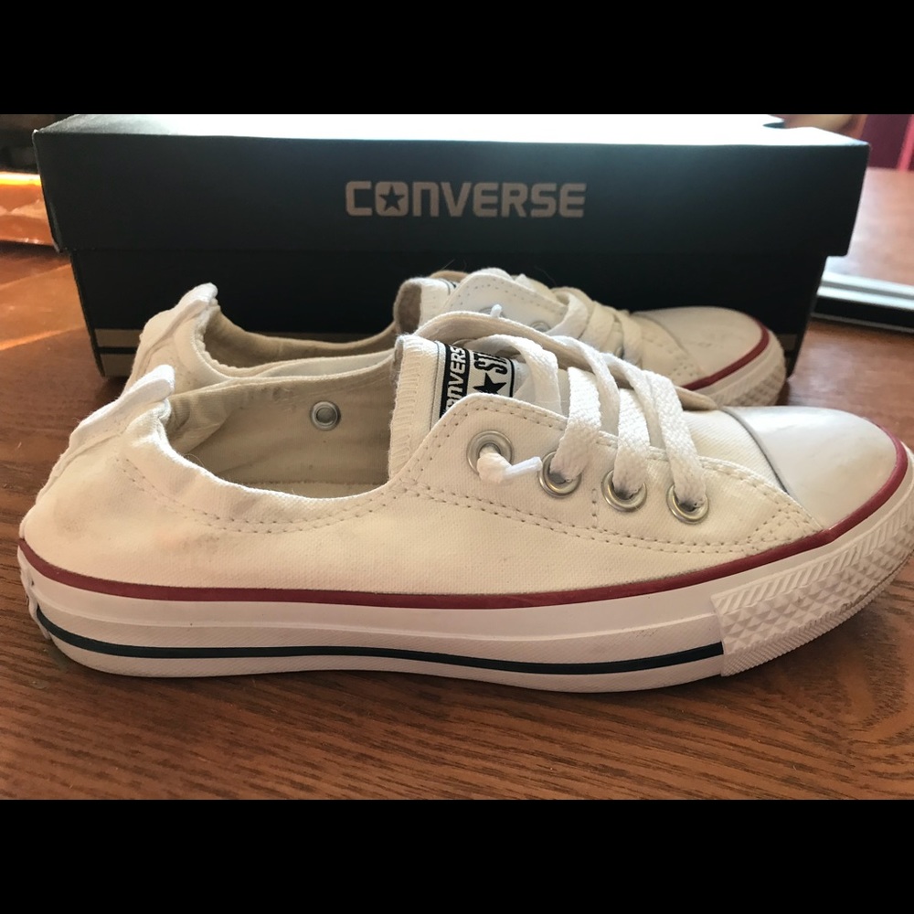 Converse tennis shoes